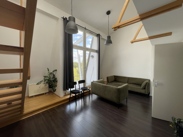 Moderne Galeriewohnung im Ortskern inkl Garage